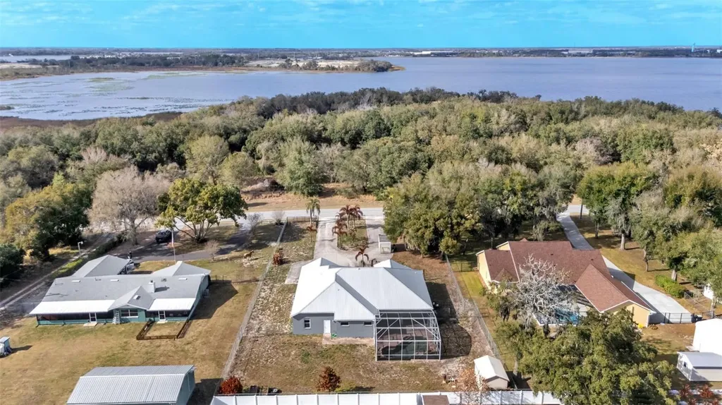 2664 Country Club Road N Winter Haven FL 33881