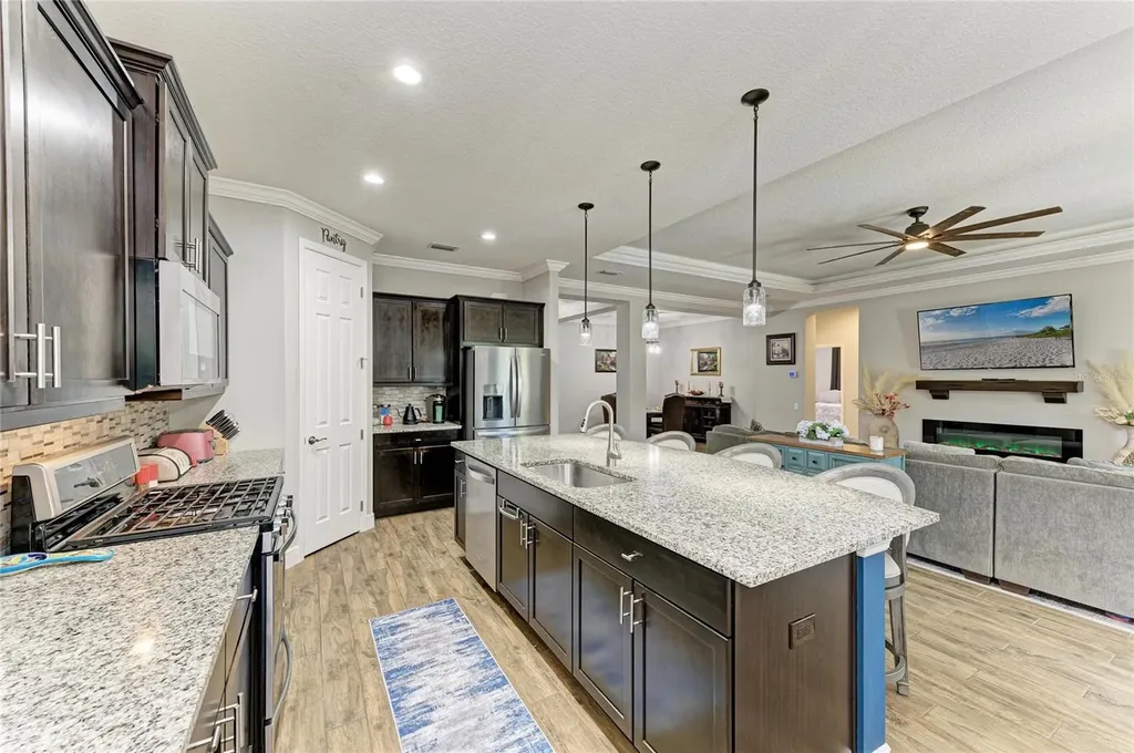 12502 Goldenrod Avenue Bradenton FL 34212