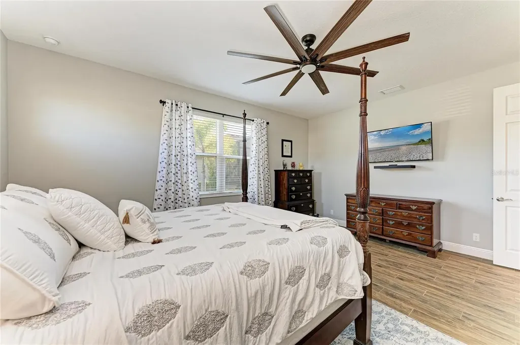 12502 Goldenrod Avenue Bradenton FL 34212