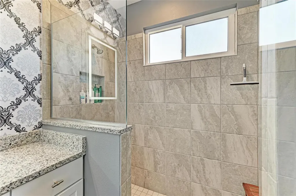 12502 Goldenrod Avenue Bradenton FL 34212