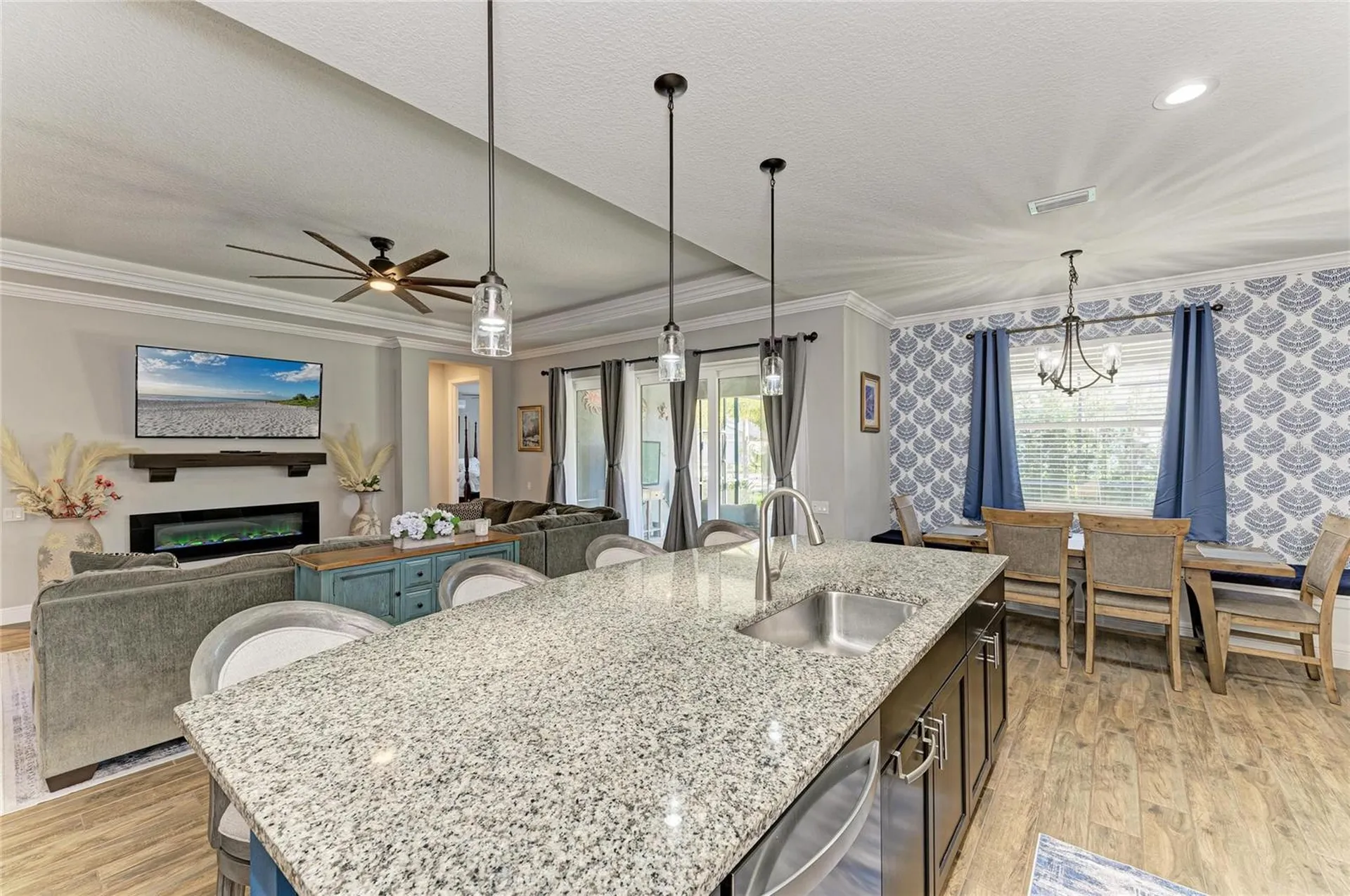 12502 Goldenrod Avenue Bradenton FL 34212