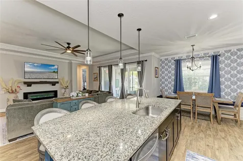 12502 Goldenrod Avenue Bradenton FL 34212