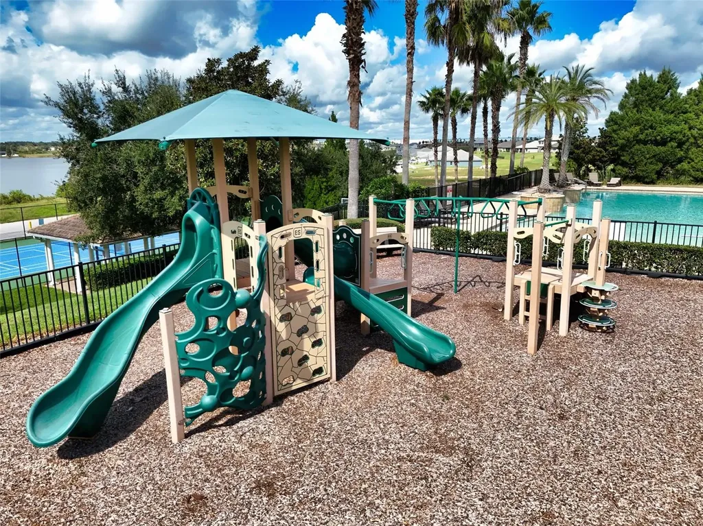 4898 Belle Vue Breeze Loop Auburndale FL 33823