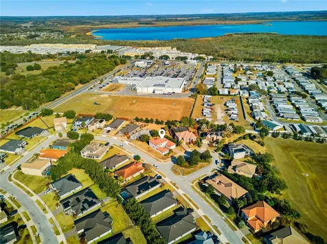 4898 Belle Vue Breeze Loop Auburndale FL 33823