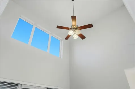 4898 Belle Vue Breeze Loop Auburndale FL 33823