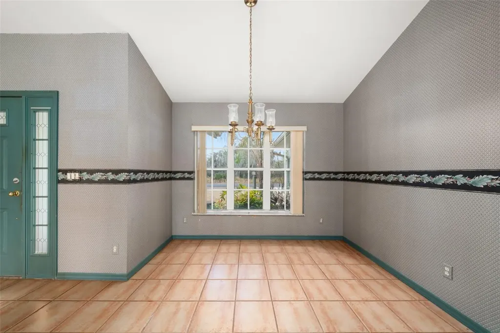 2701 Sunrise Drive Sebring FL 33872