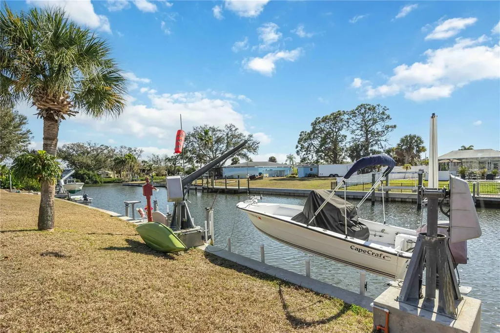 1940 Greenlawn Drive Englewood FL 34223