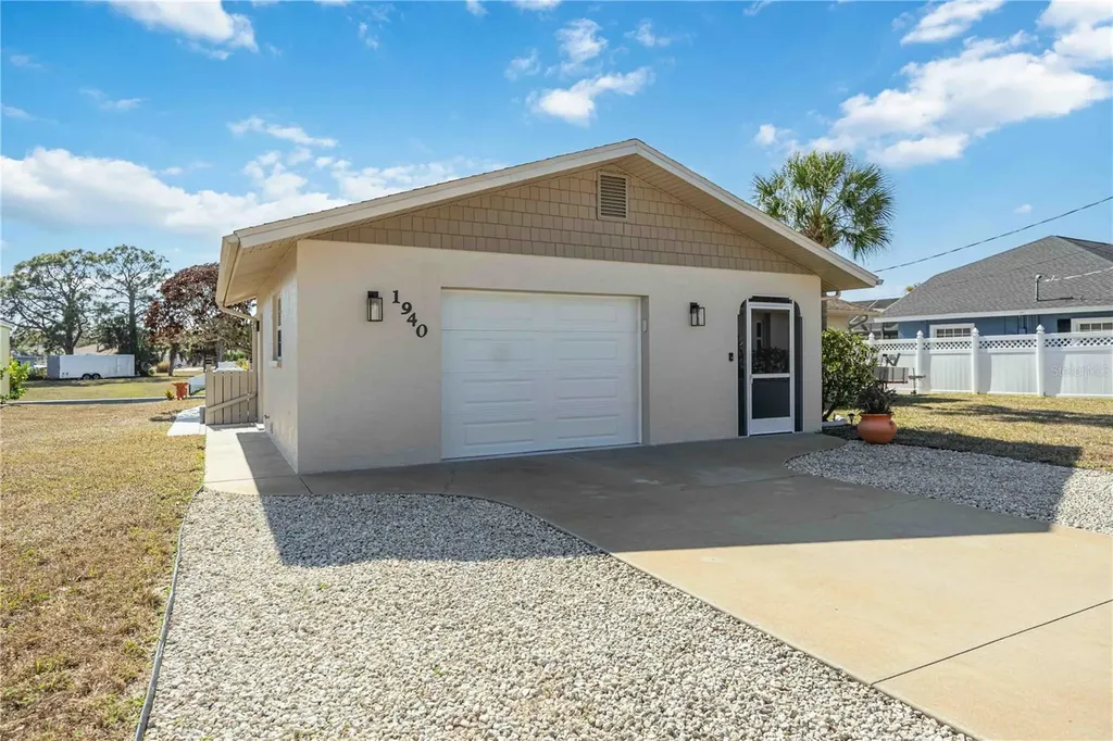 1940 Greenlawn Drive Englewood FL 34223