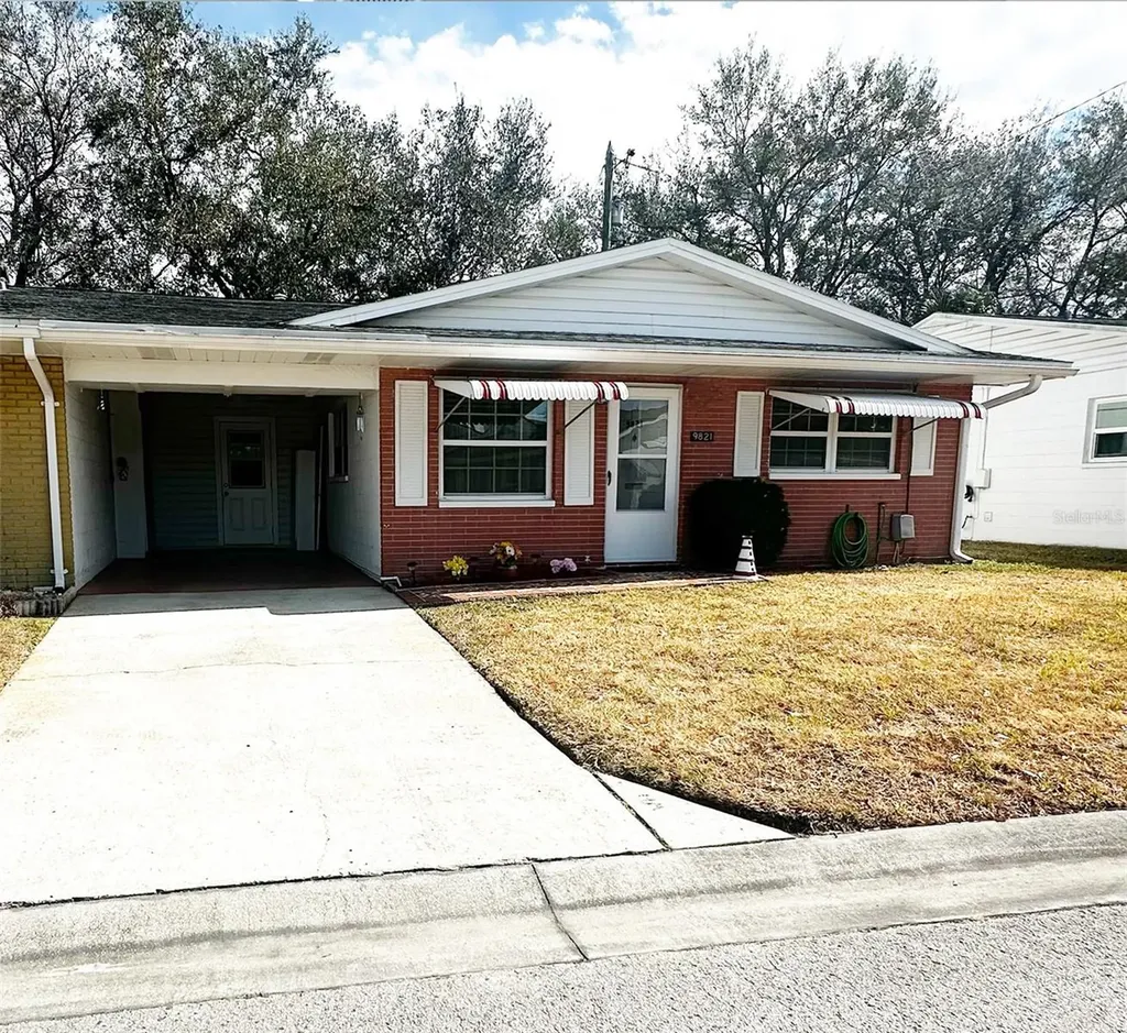 9821 Lily Street Pinellas Park FL 33782