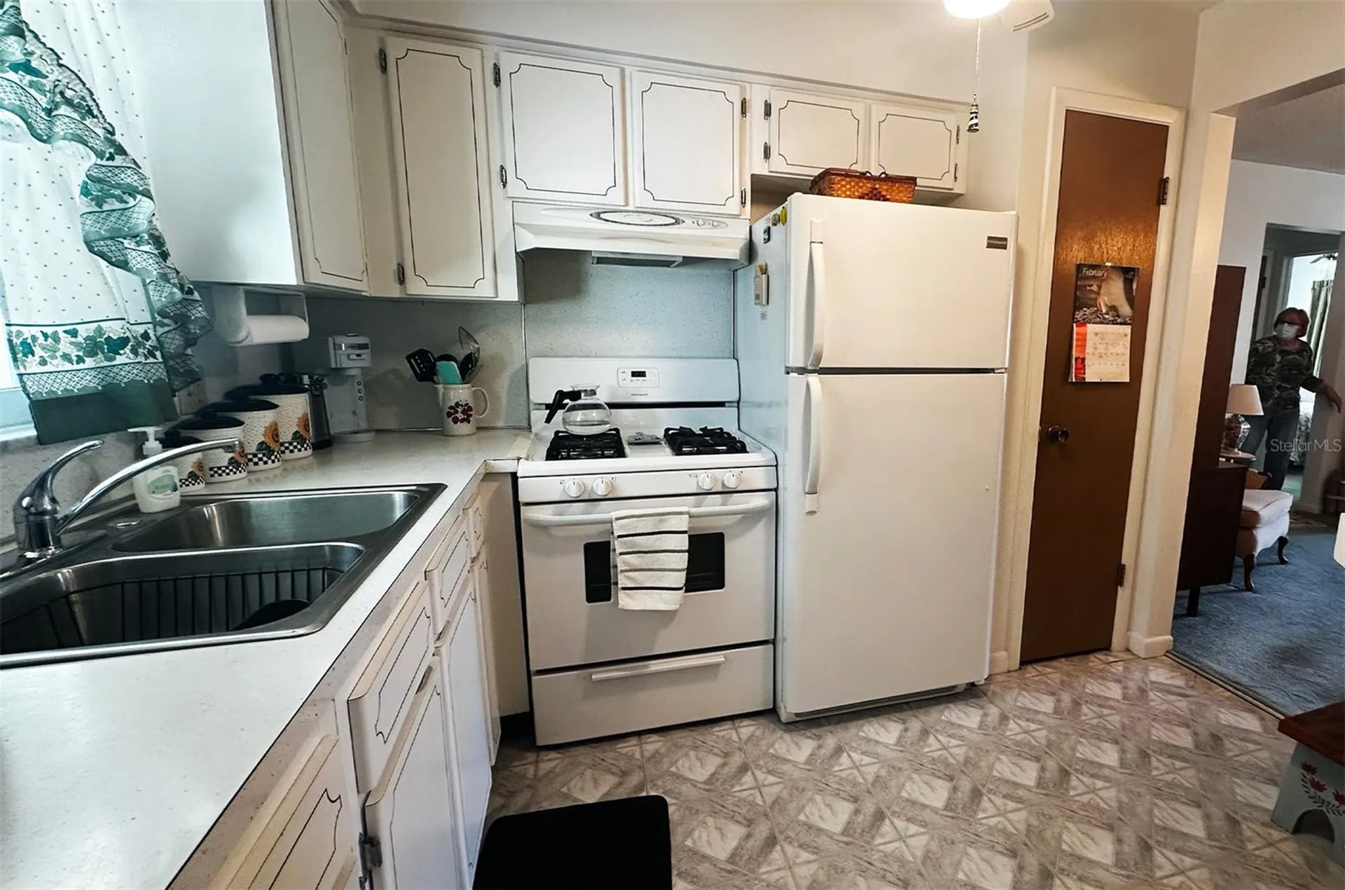 9821 Lily Street Pinellas Park FL 33782