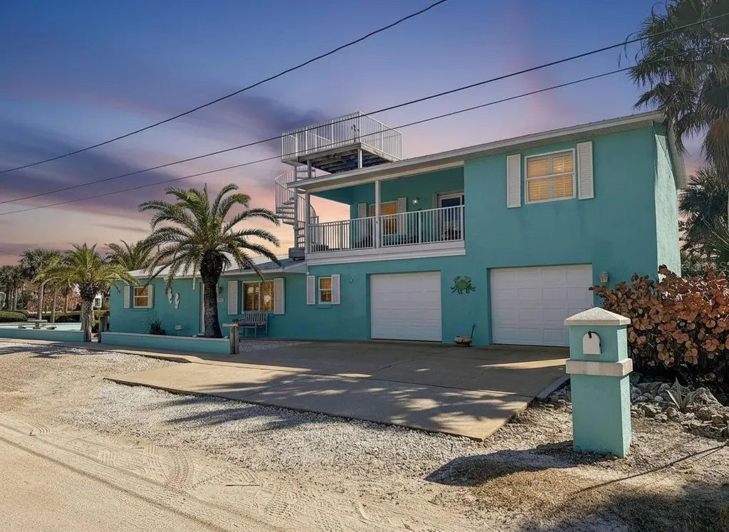 923 Locust Street New Smyrna Beach FL 32169