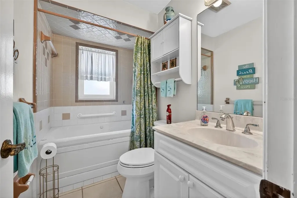 923 Locust Street New Smyrna Beach FL 32169
