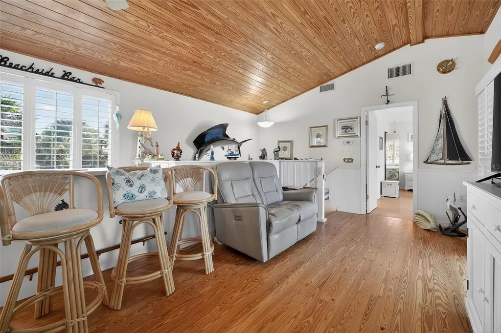 923 Locust Street New Smyrna Beach FL 32169