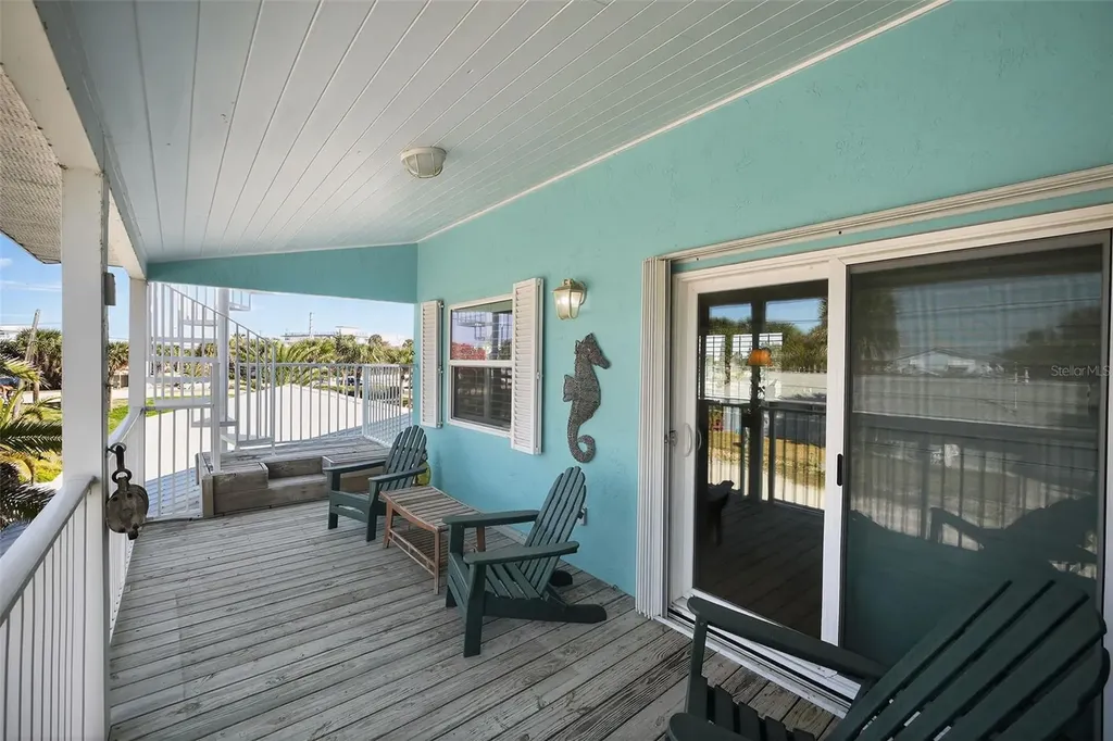 923 Locust Street New Smyrna Beach FL 32169
