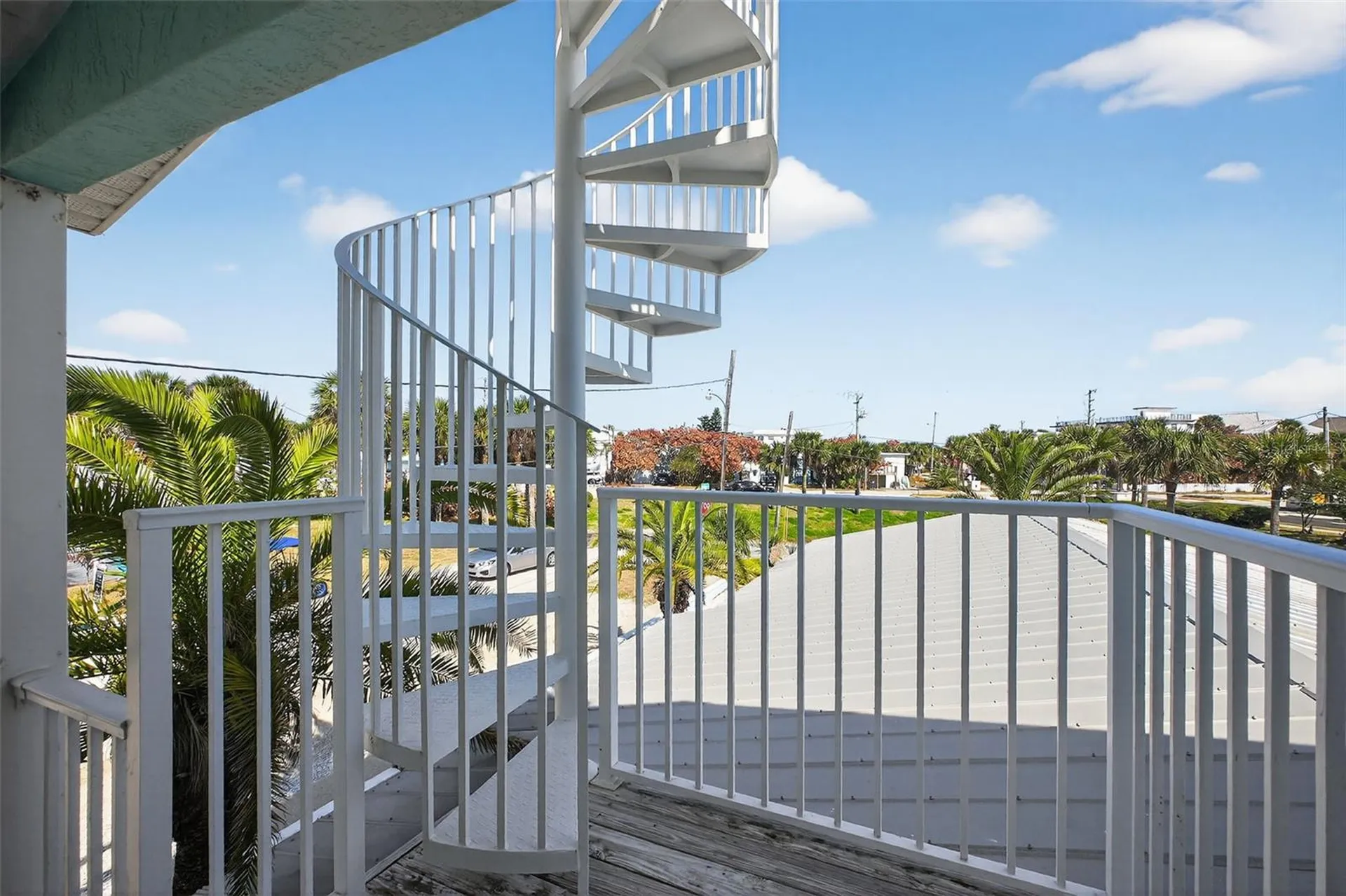923 Locust Street New Smyrna Beach FL 32169