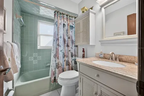 923 Locust Street New Smyrna Beach FL 32169