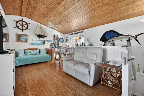 923 Locust Street New Smyrna Beach FL 32169