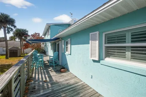923 Locust Street New Smyrna Beach FL 32169