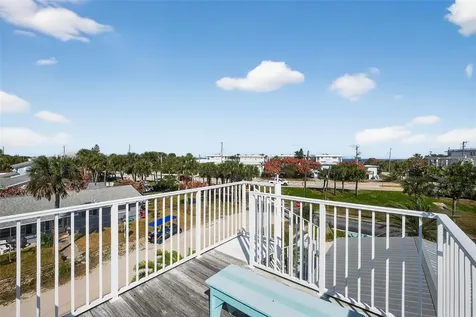 923 Locust Street New Smyrna Beach FL 32169