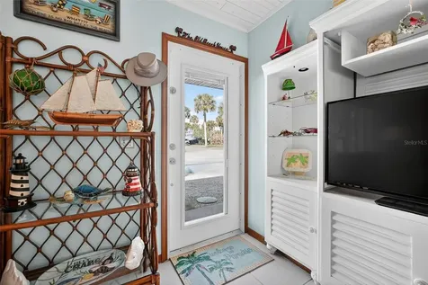 923 Locust Street New Smyrna Beach FL 32169