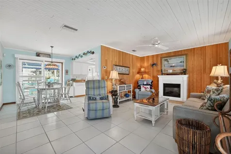 923 Locust Street New Smyrna Beach FL 32169