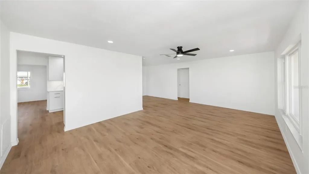 3475 99th Place N Pinellas Park FL 33782