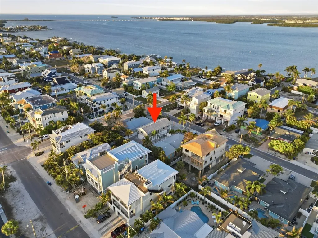2112 Avenue B Bradenton Beach FL 34217