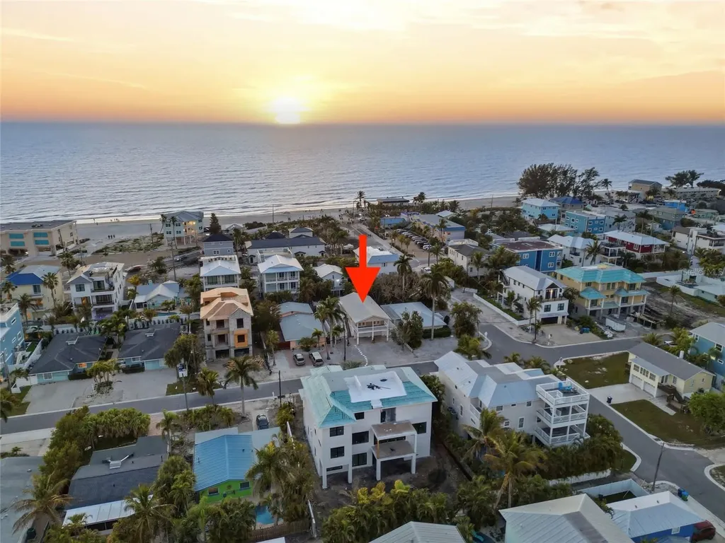 2112 Avenue B Bradenton Beach FL 34217