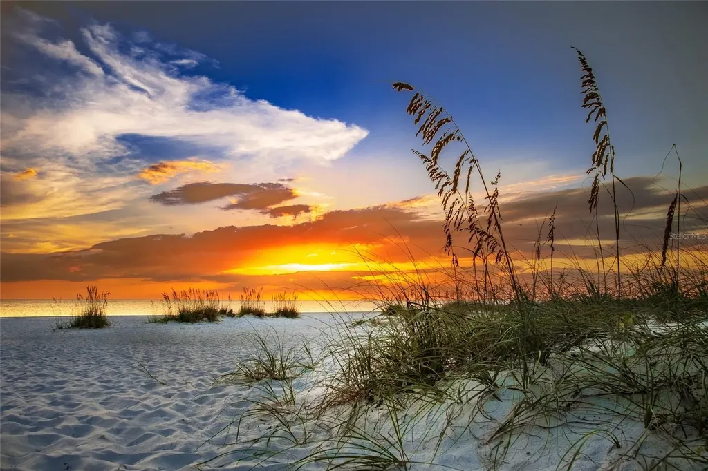 2112 Avenue B Bradenton Beach FL 34217