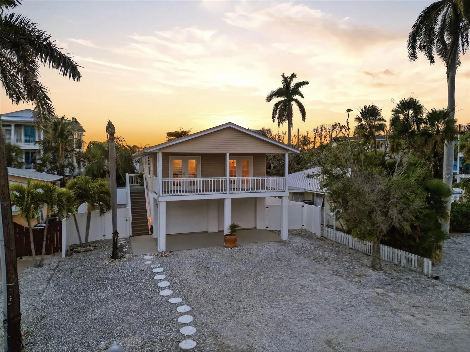 2112 Avenue B Bradenton Beach FL 34217