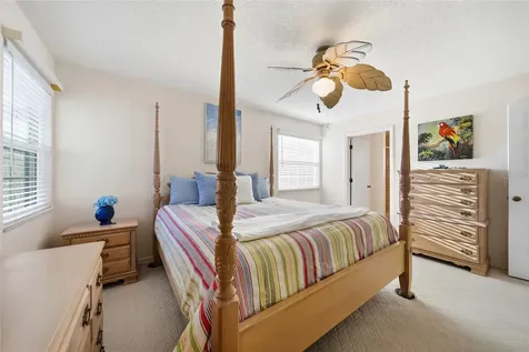 2112 Avenue B Bradenton Beach FL 34217