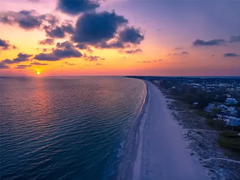 2112 Avenue B Bradenton Beach FL 34217