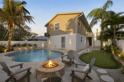 2112 Avenue B Bradenton Beach FL 34217