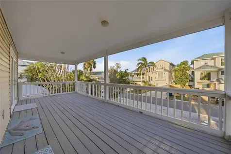 2112 Avenue B Bradenton Beach FL 34217