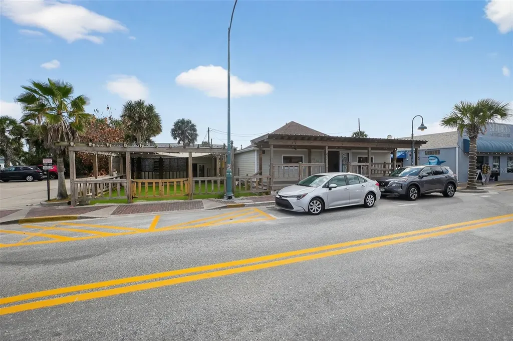 411 Flagler Avenue New Smyrna Beach FL 32169