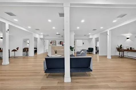 411 Flagler Avenue New Smyrna Beach FL 32169