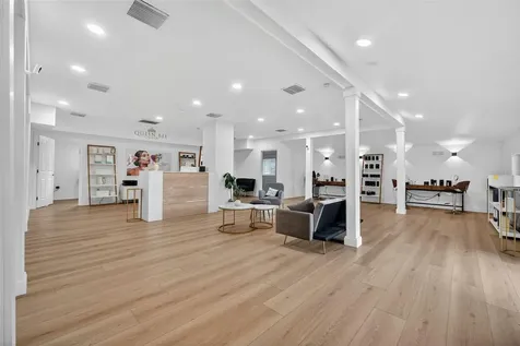 411 Flagler Avenue New Smyrna Beach FL 32169