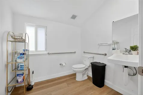 411 Flagler Avenue New Smyrna Beach FL 32169