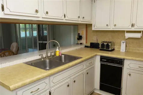 5417 Palm Drive New Port Richey FL 34652
