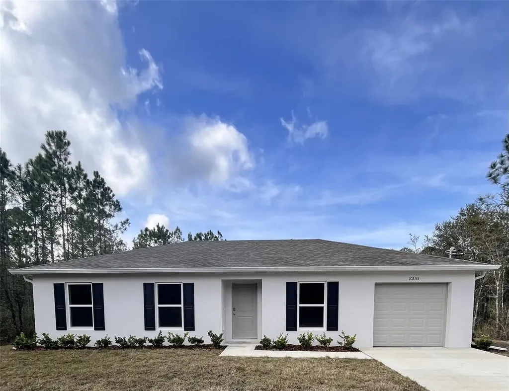 10255 Weatherby Avenue Hastings FL 32145