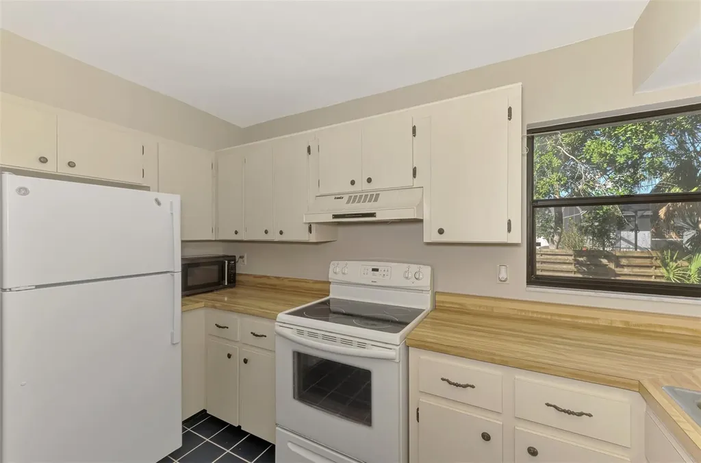 984 N Beneva Road Sarasota FL 34232