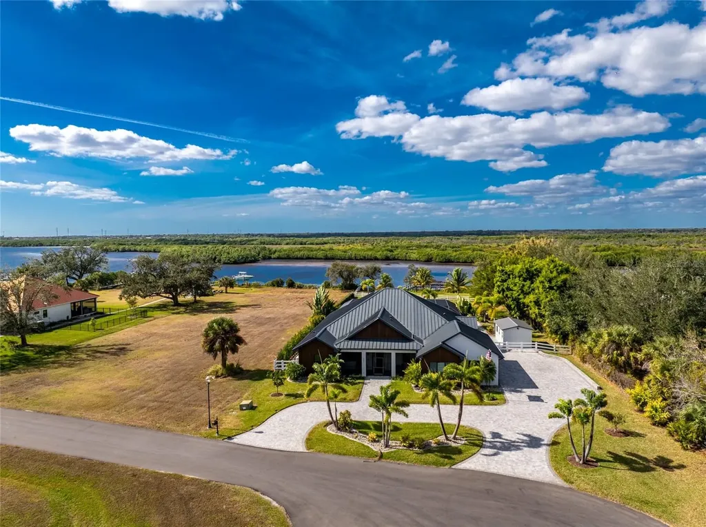 2001 Treasure Lane Punta Gorda FL 33982