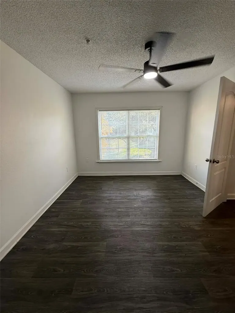 2059 Dixie Belle Drive Orlando FL 32812