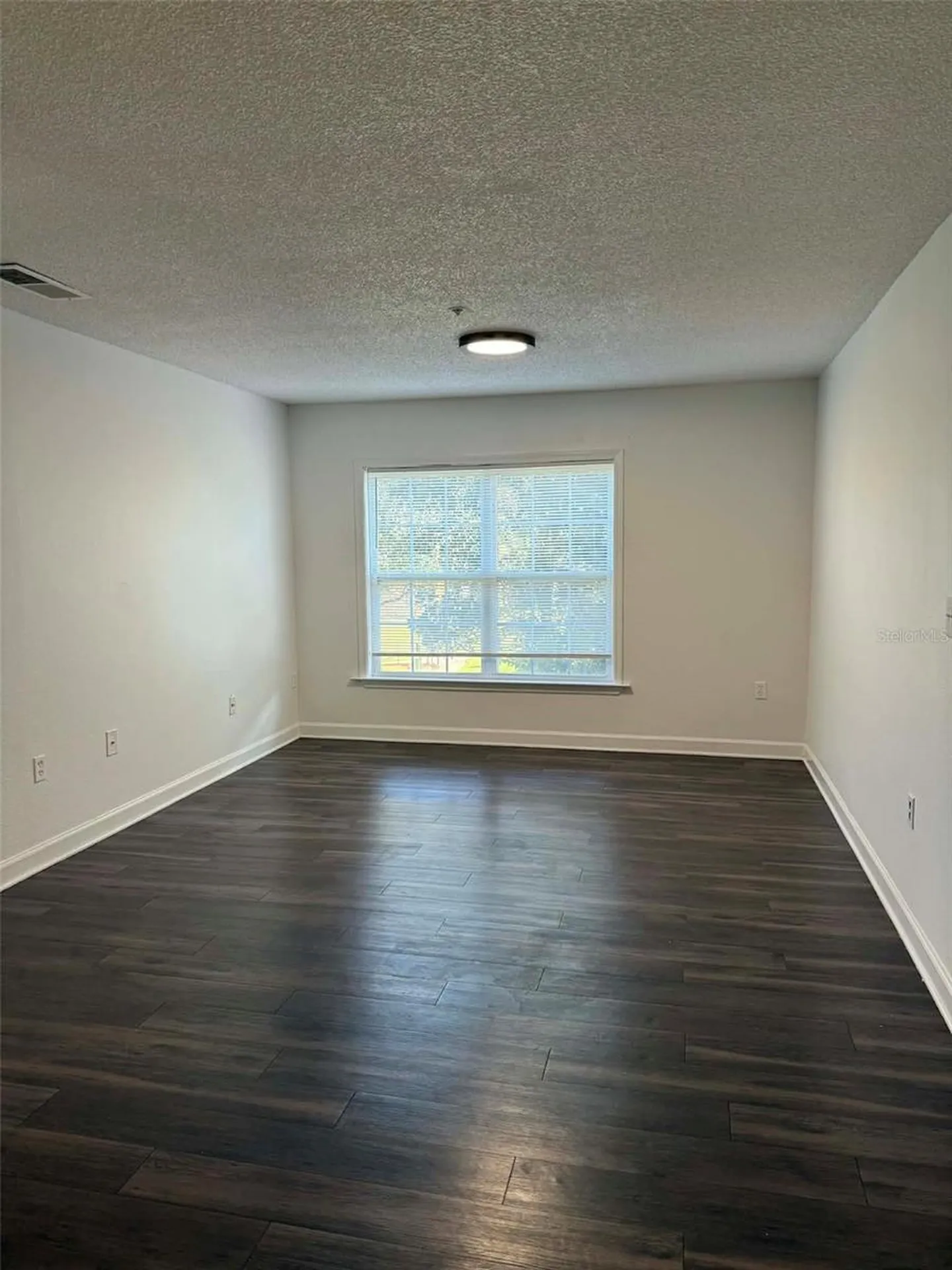 2059 Dixie Belle Drive Orlando FL 32812