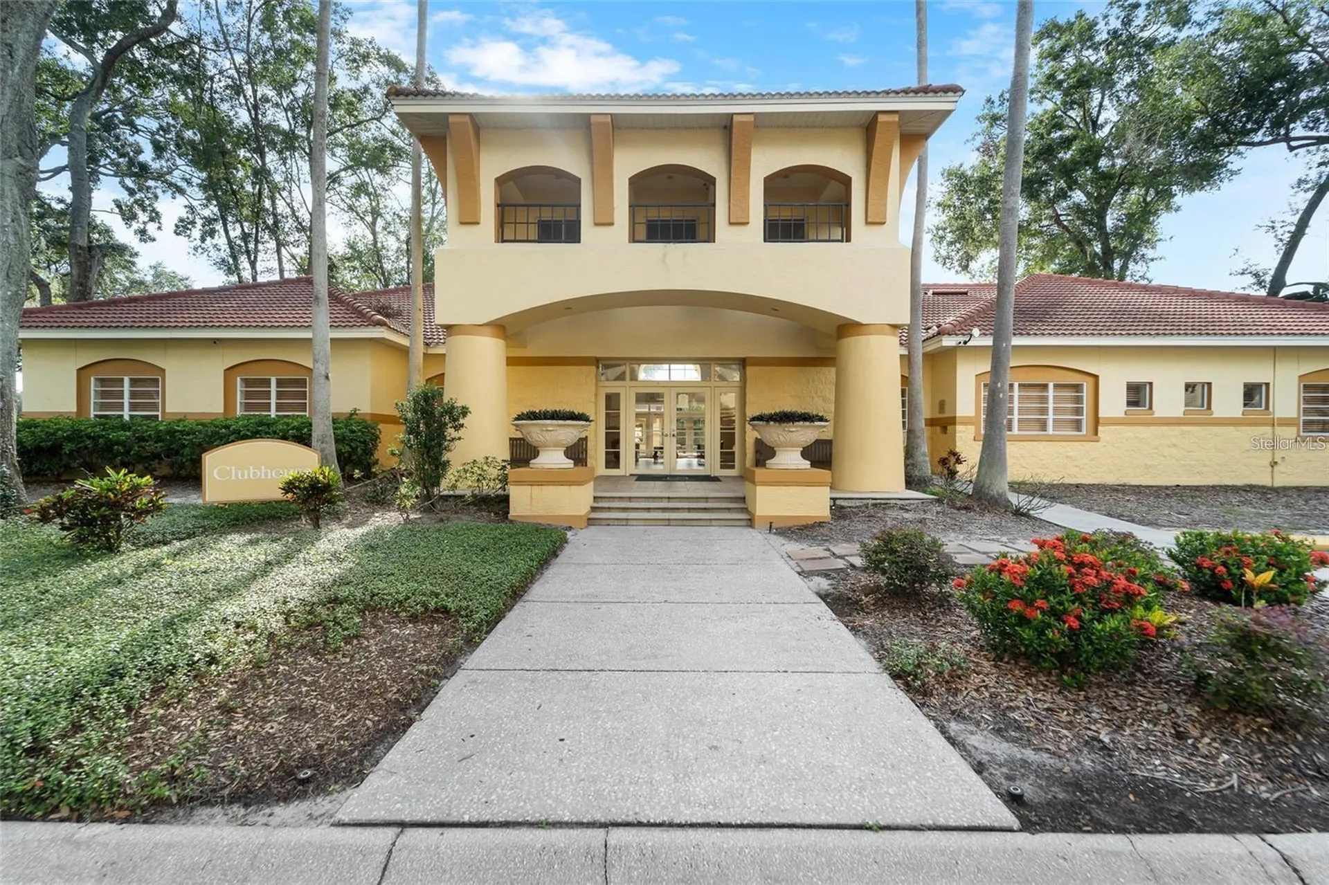 5606 Pinnacle Heights Circle Tampa FL 33624