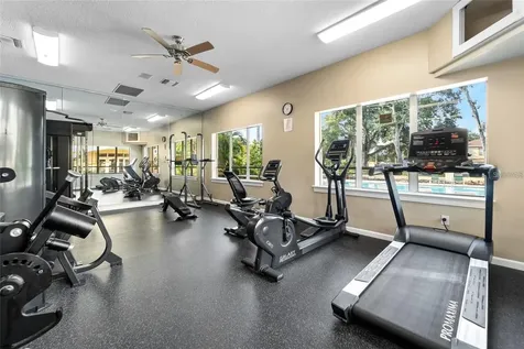 5606 Pinnacle Heights Circle Tampa FL 33624