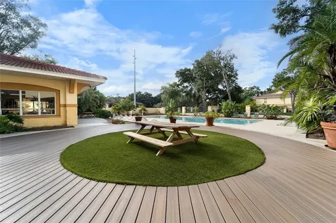 5606 Pinnacle Heights Circle Tampa FL 33624