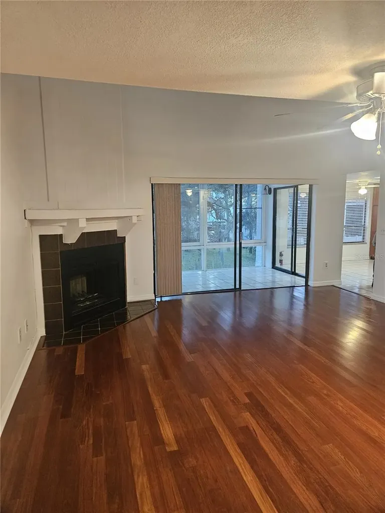 4723 Puritan Circle Tampa FL 33617