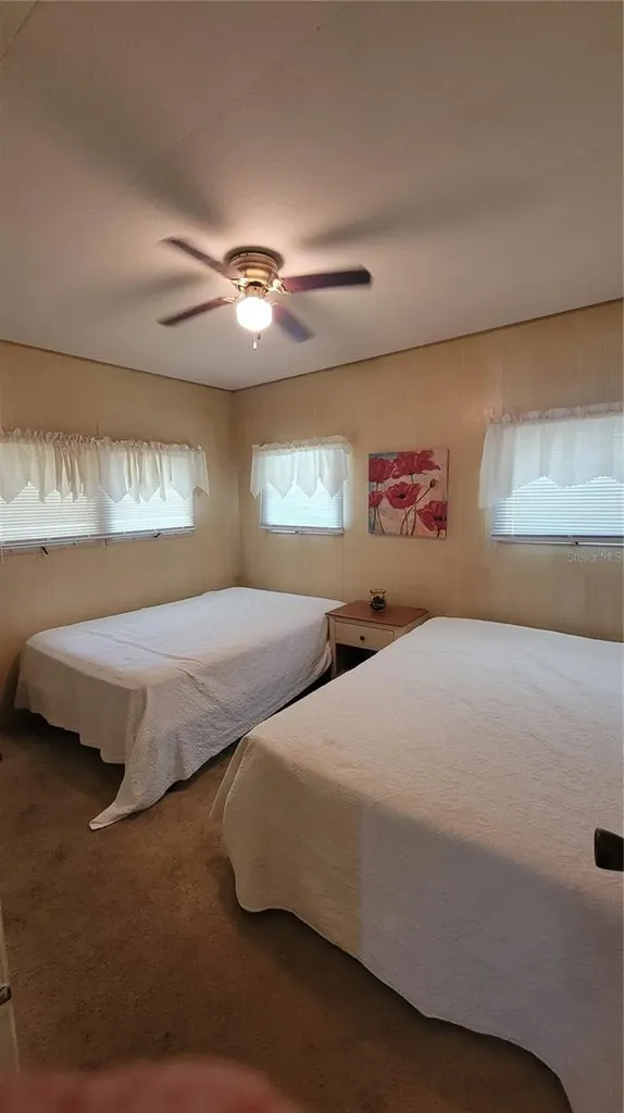 585 Sky Harbor Drive Clearwater FL 33759