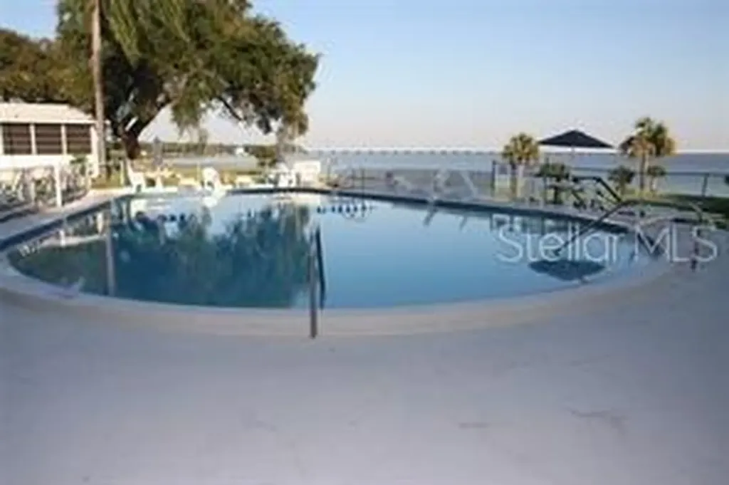 585 Sky Harbor Drive Clearwater FL 33759